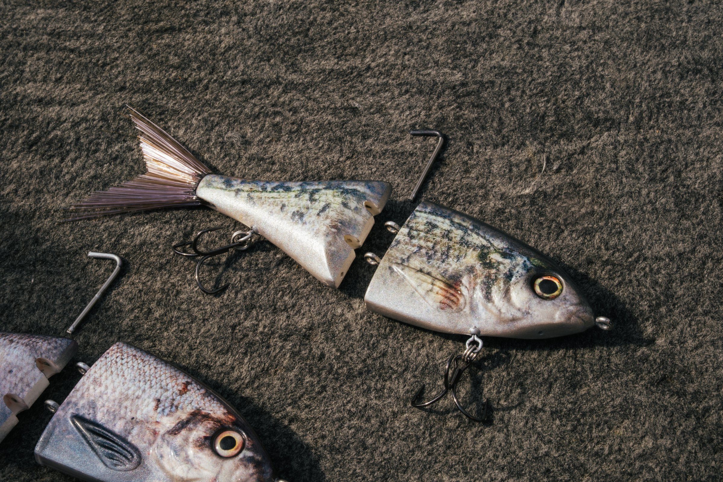 How to Tune Your Glide Bait: Pin, Screw Eyes & an Even Gap